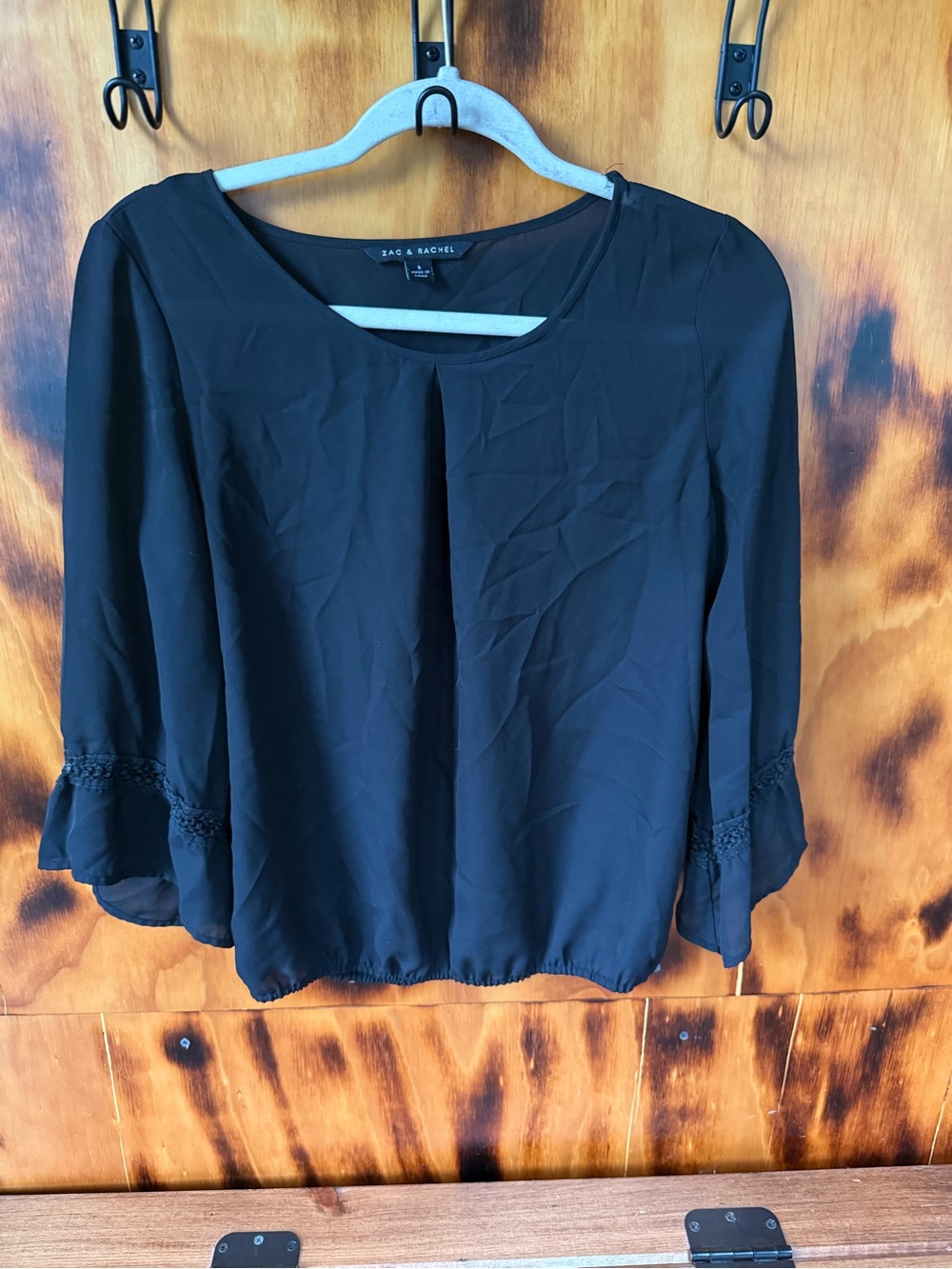 Zac & Rachel Black Scoop-Neck Bell Sleeve Blouse